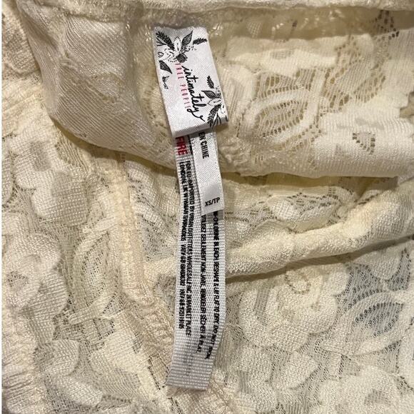 FREE PEOPLE GALOON LACE RACERBACK BRALETTE Size XS - Picture 4 of 6